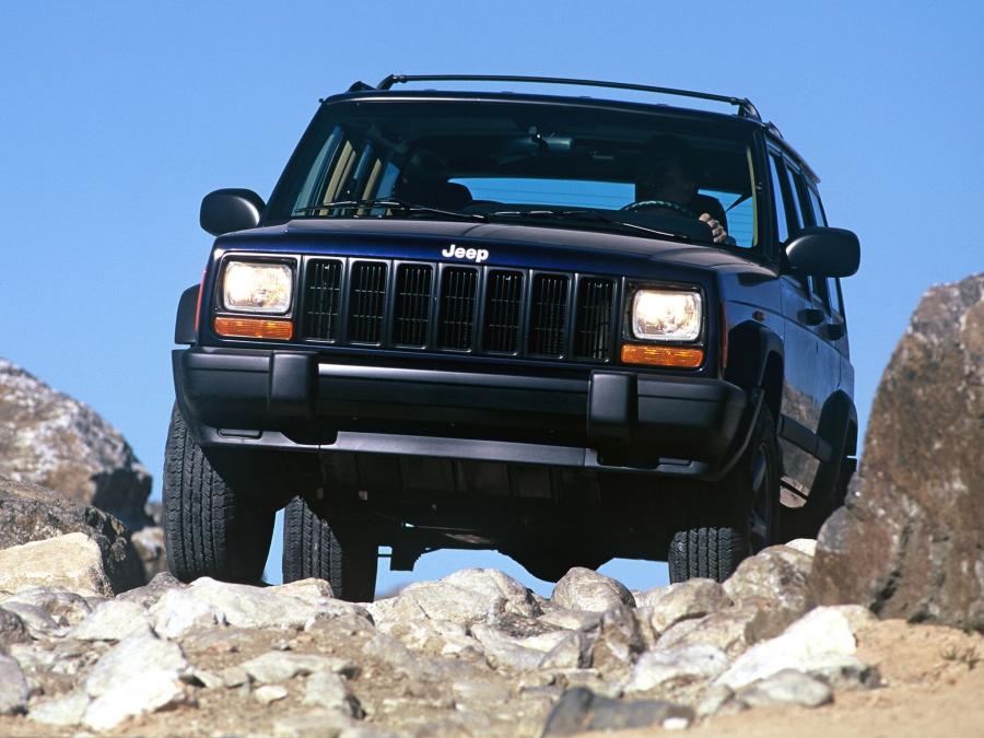  Jeep Cherokee Sport 1997 года  (EU) (фото 3 из 4)